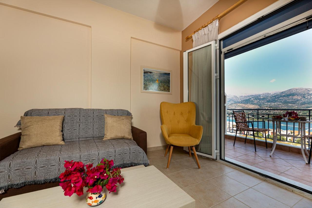 Antigone Apartments Argostoli Eksteriør billede
