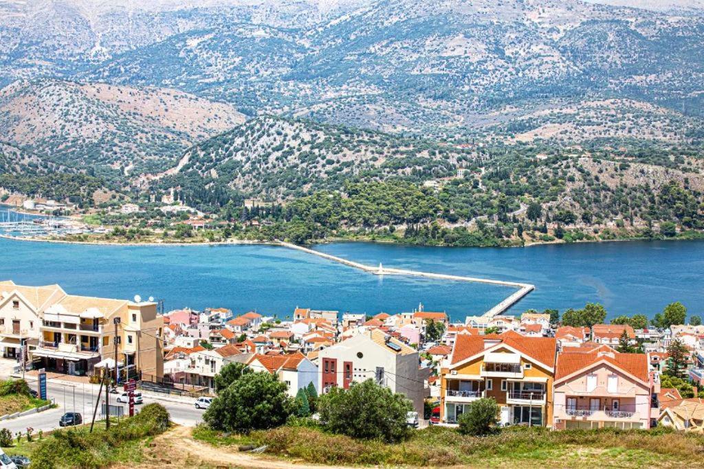 Antigone Apartments Argostoli Eksteriør billede