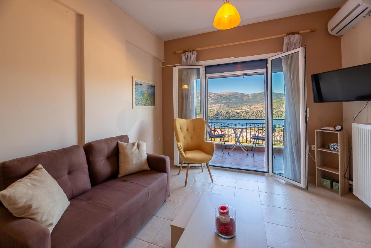 Antigone Apartments Argostoli Eksteriør billede
