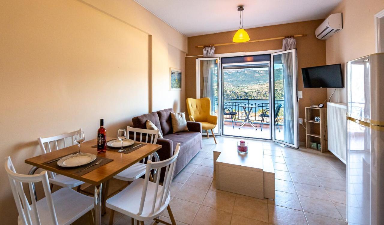 Antigone Apartments Argostoli Eksteriør billede