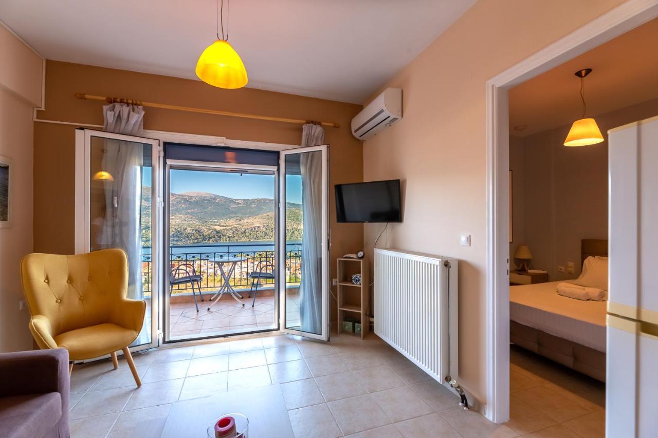 Antigone Apartments Argostoli Eksteriør billede
