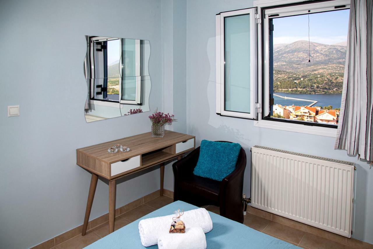 Antigone Apartments Argostoli Eksteriør billede