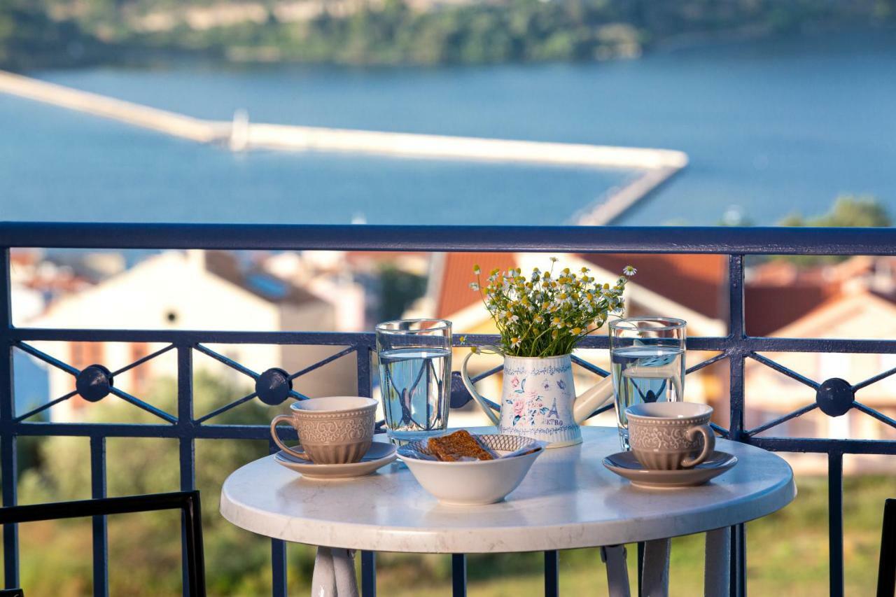 Antigone Apartments Argostoli Eksteriør billede